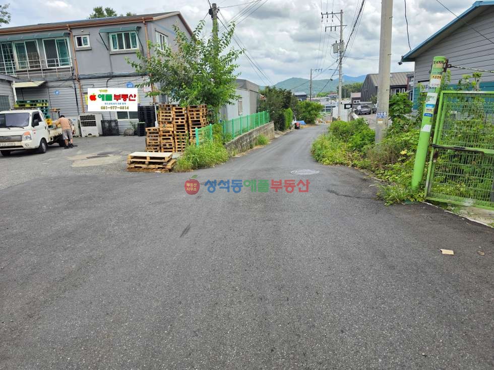 경기 고양일산동구 설문동 2차선인접, 설문동창고및제조업소, 단독마당200평, 접근성양호, 입주즉시협의 매매 매물번호 10168 사진 4